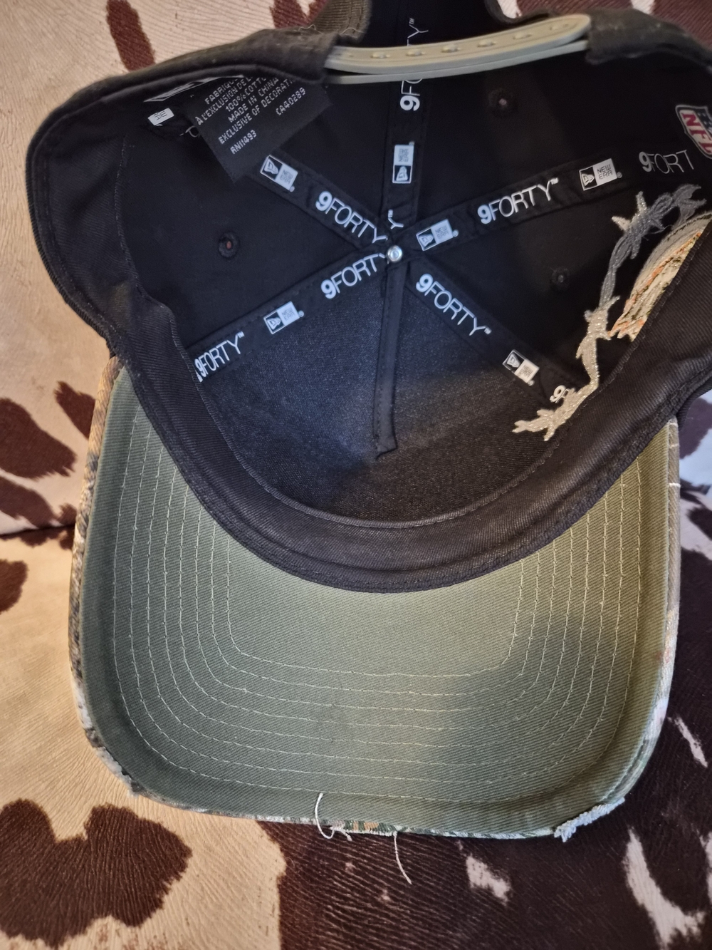 Philadephia Eagles Neon Orange Camo Snapback - Picture 3 of 6